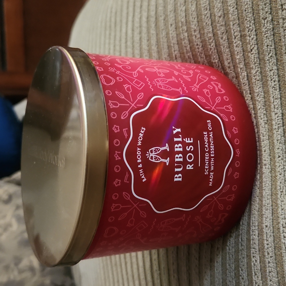 BBW Bubbly Rosé 3 wick Candle